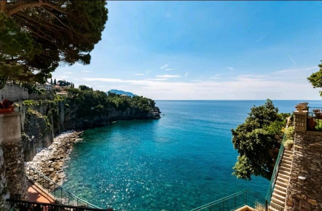 Pieve Ligure A Picco Sul Mare Con Piscina Villa Regina Eksteriør billede