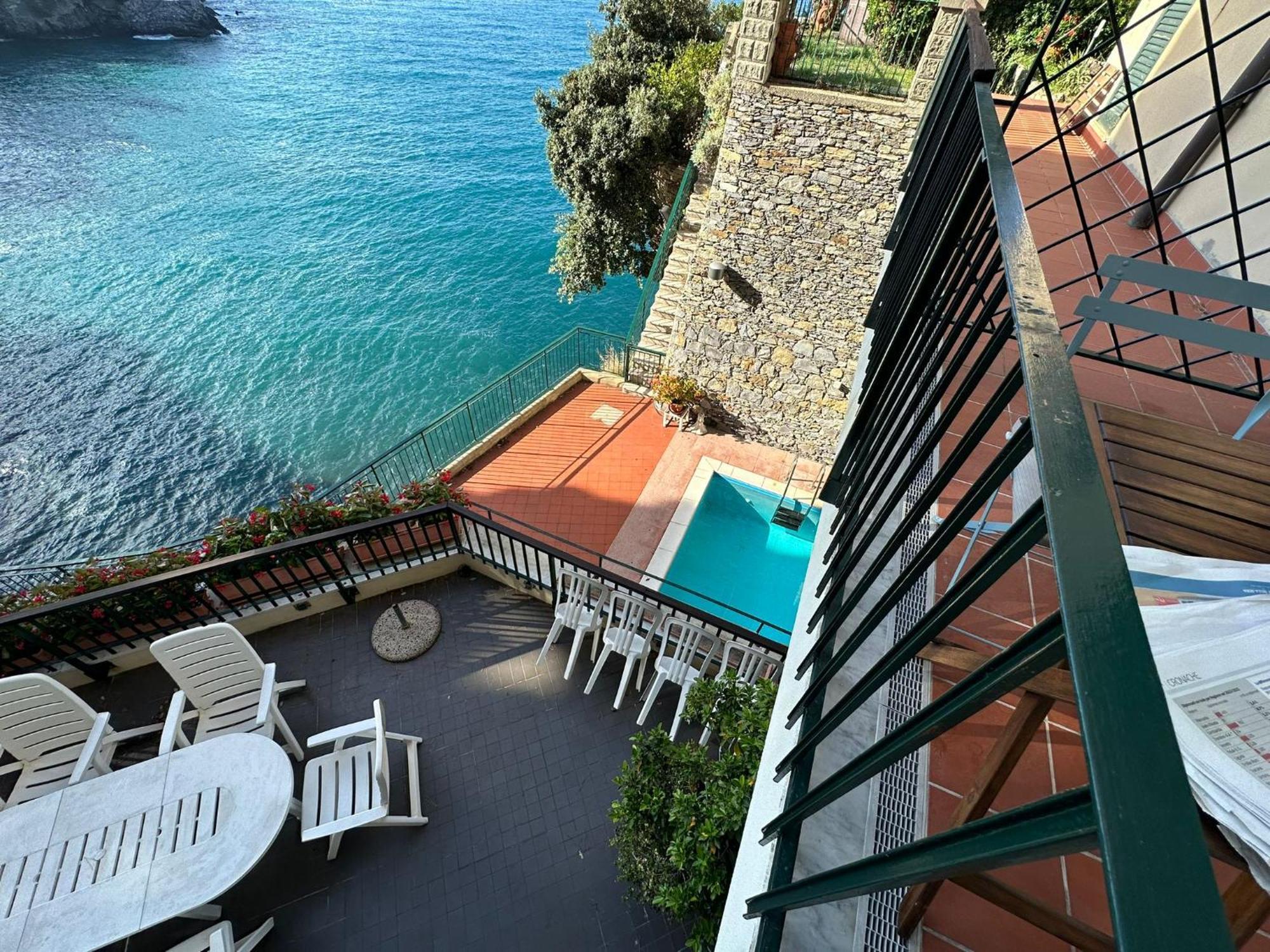 Pieve Ligure A Picco Sul Mare Con Piscina Villa Regina Eksteriør billede